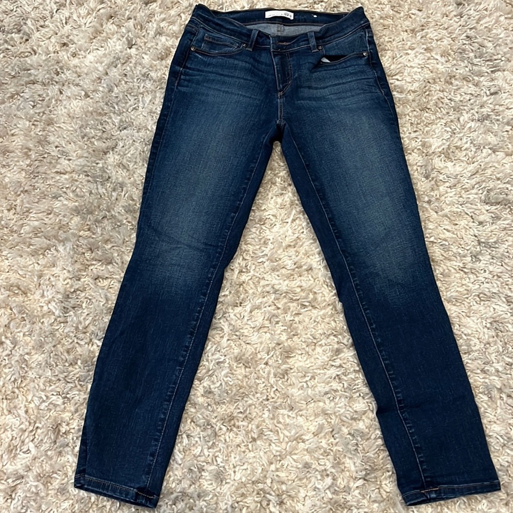 Loft size 4 jeans. Worn once! Perfect condition!